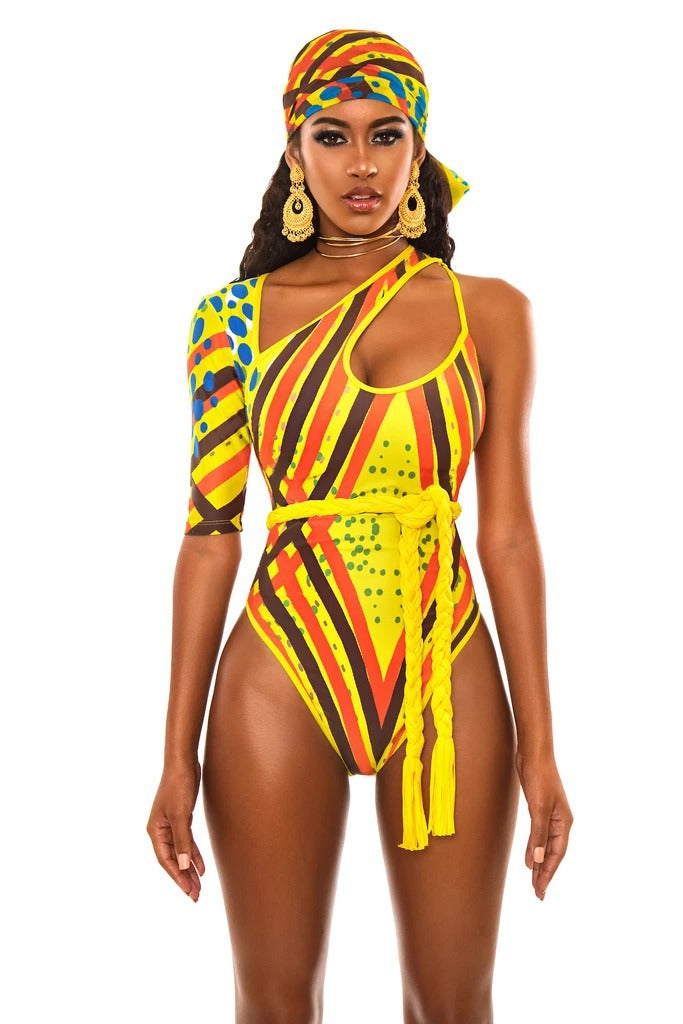 One-shoulder triangle one-piece swimsuit